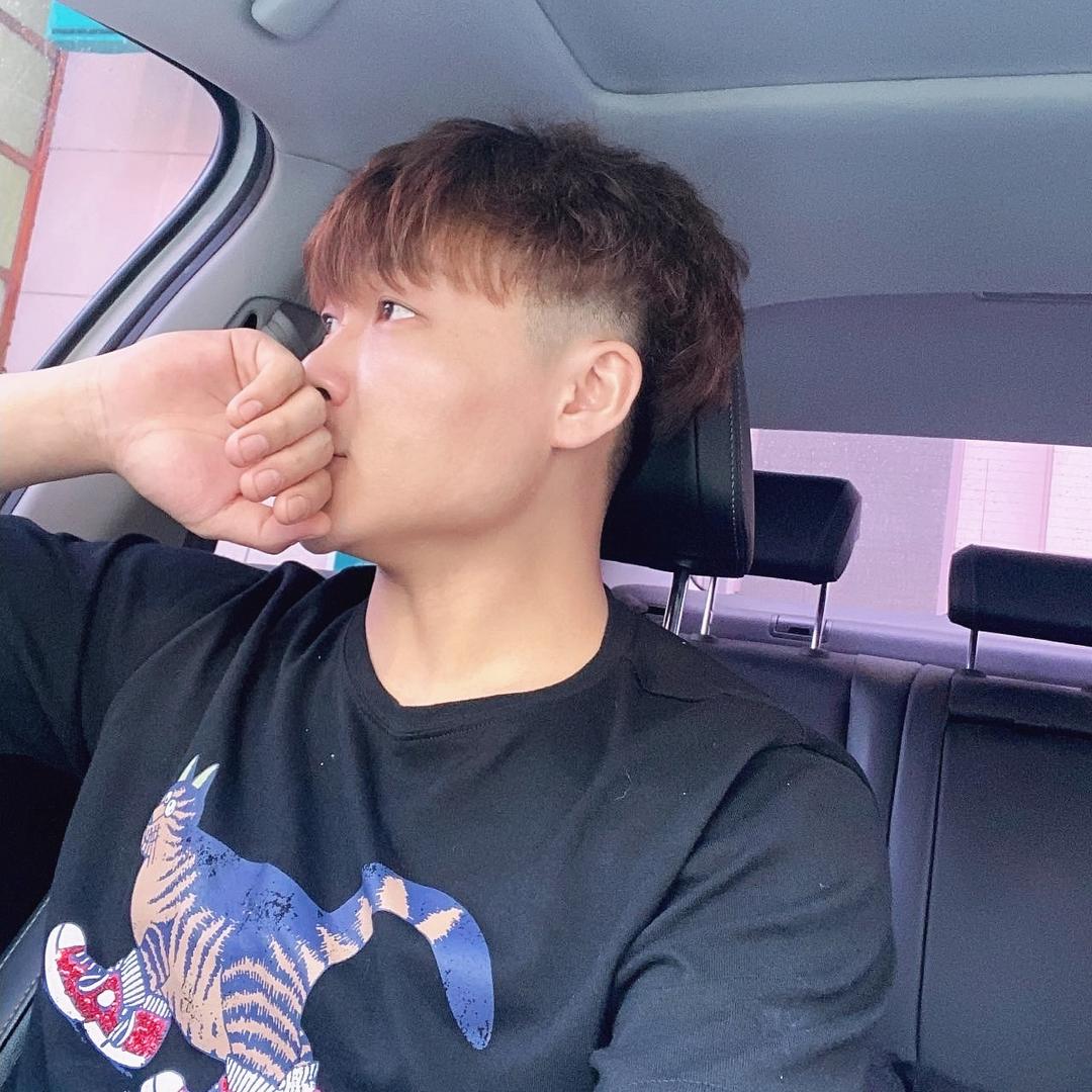 遇事不紧张先生。