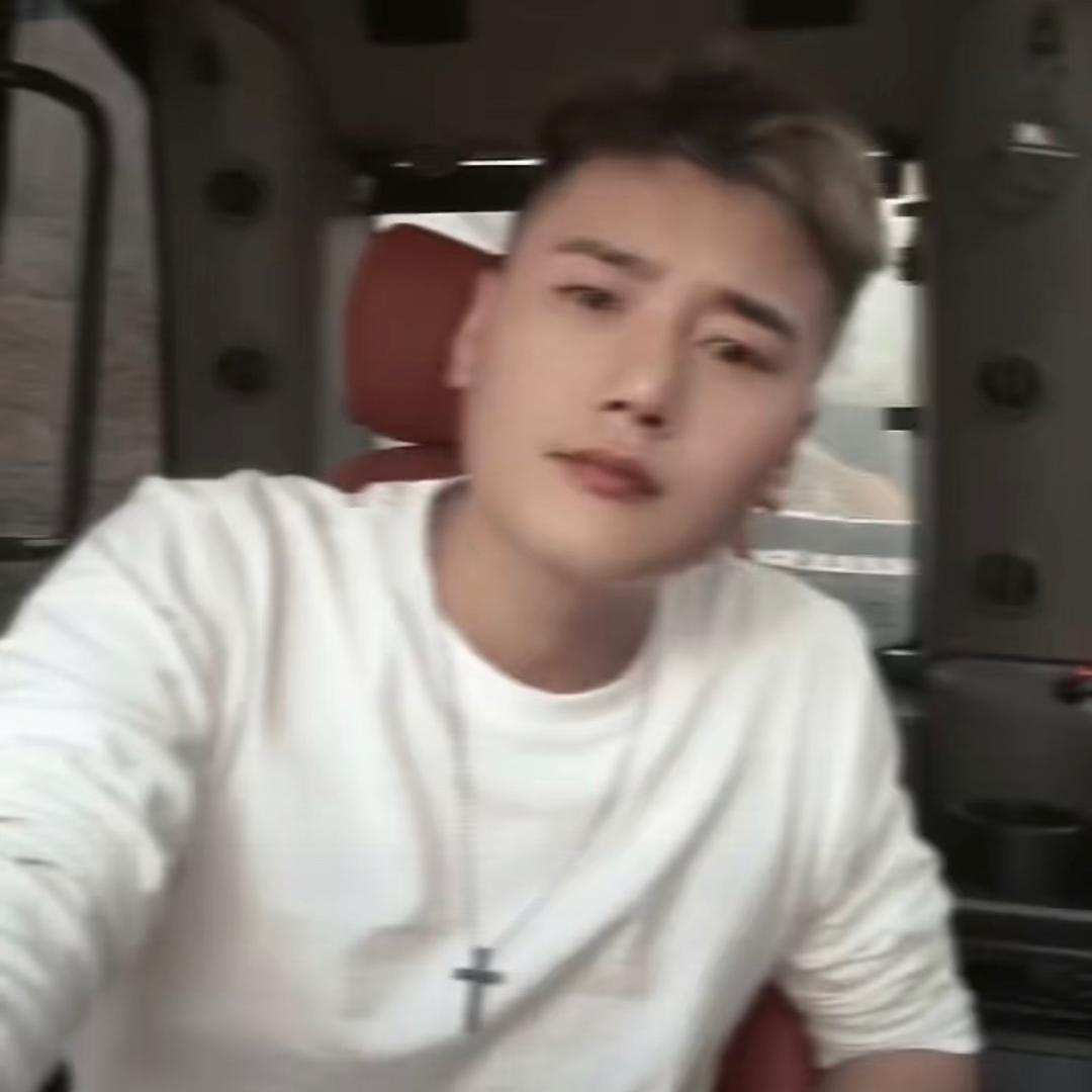 挖机班主任