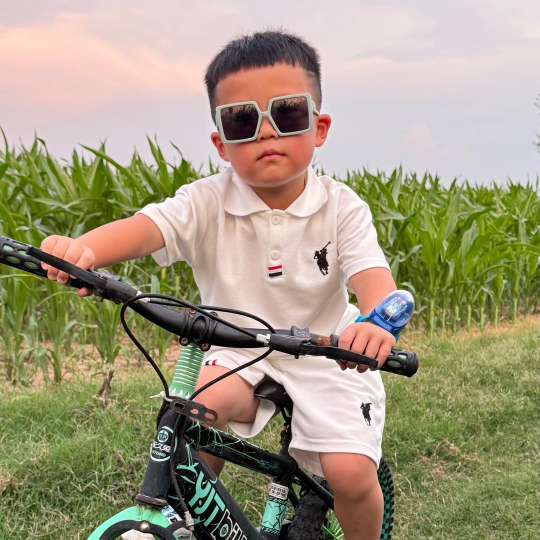 川川妈童装工厂店