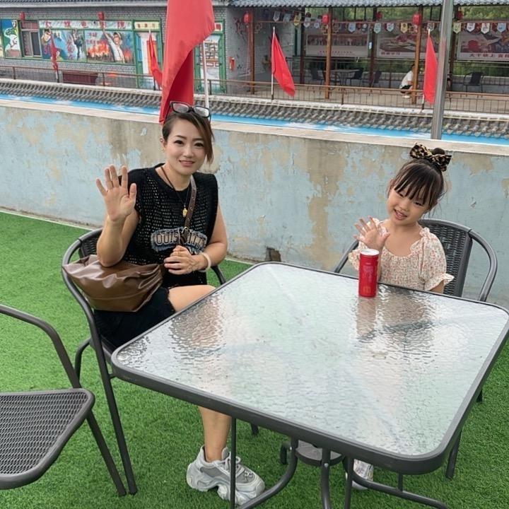 夏天（玛丽后街衣步到位)