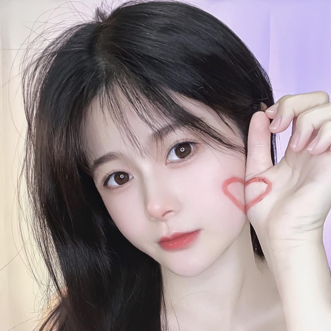 欣欣大佬✨