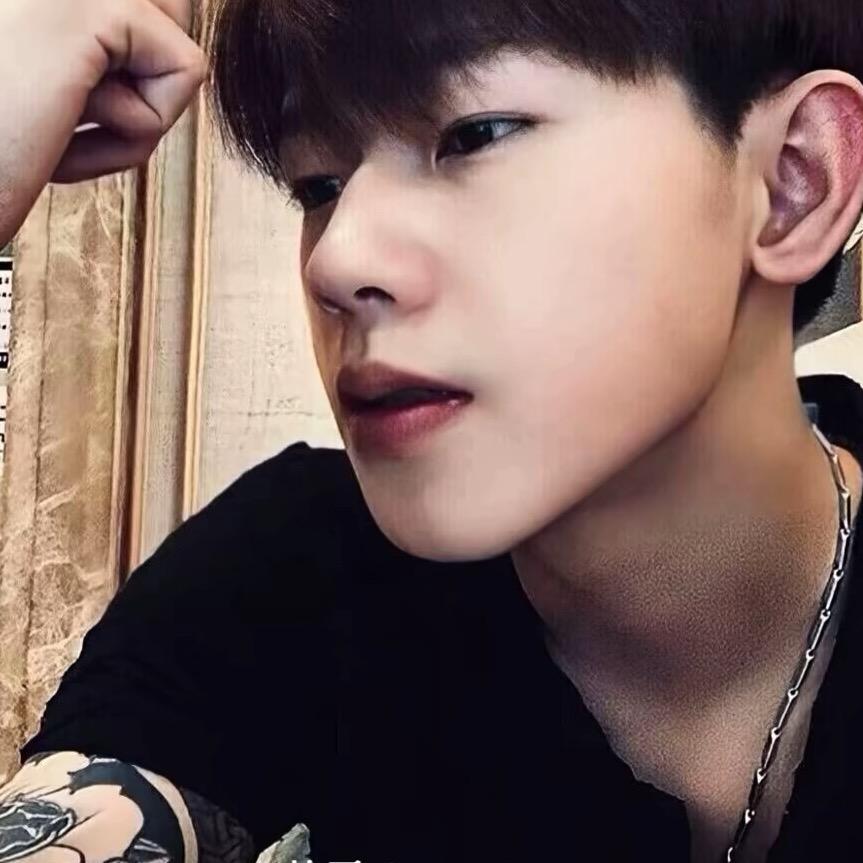 俊-.