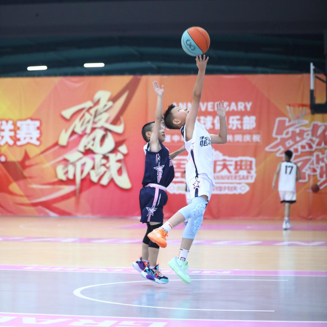 铭哥儿要起飞🏀