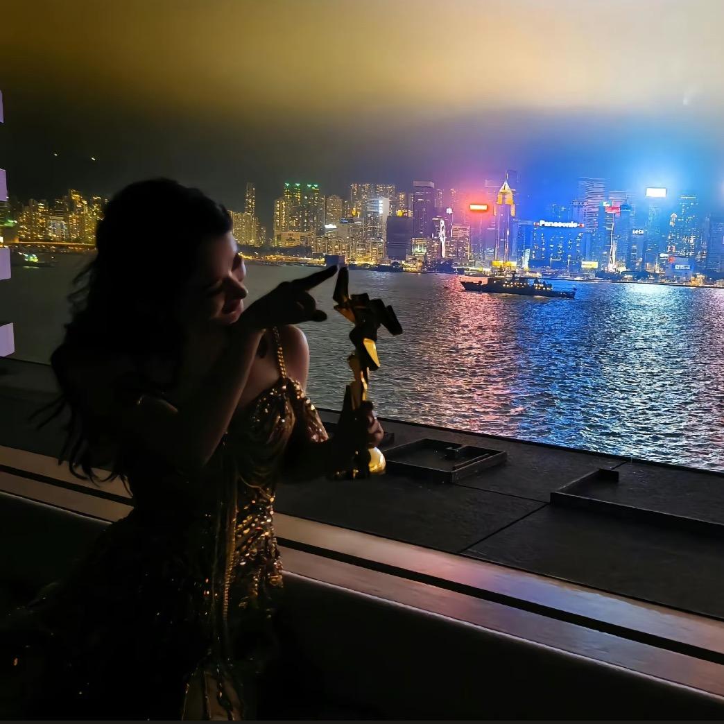 এ᭄繁星💕不及你ღ᭄