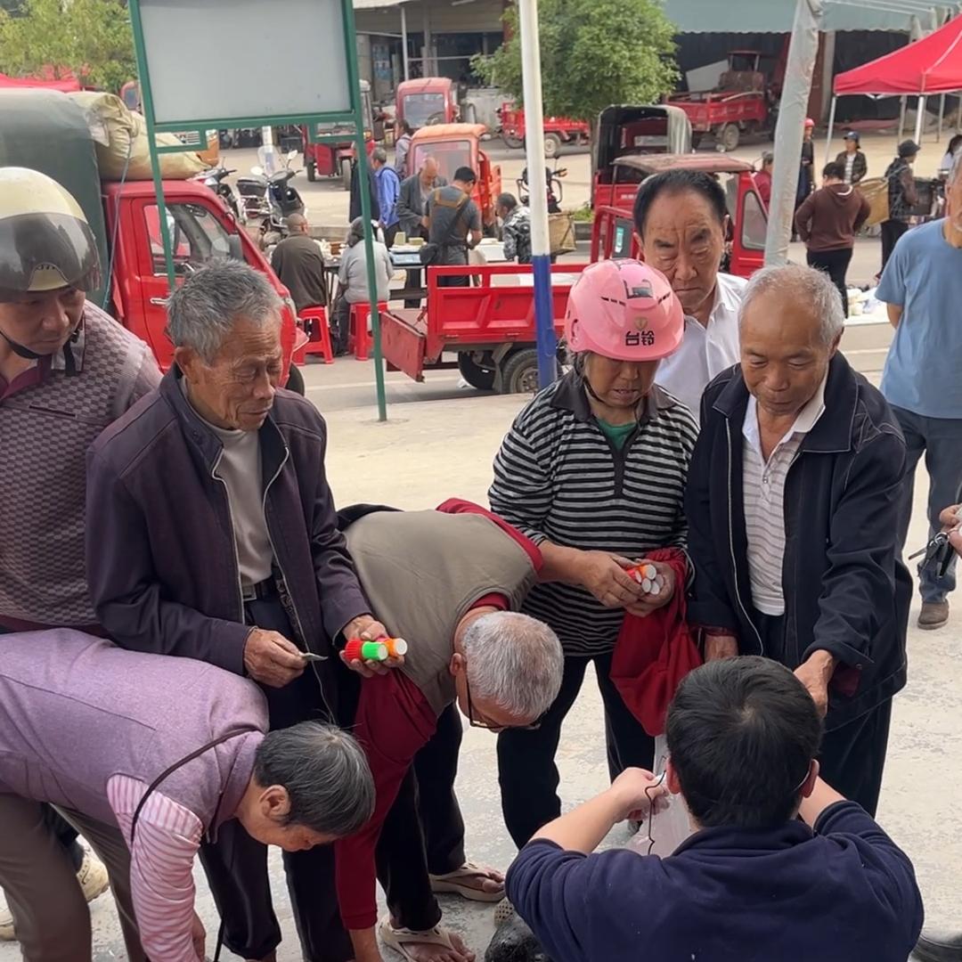 曹老师摊位指导