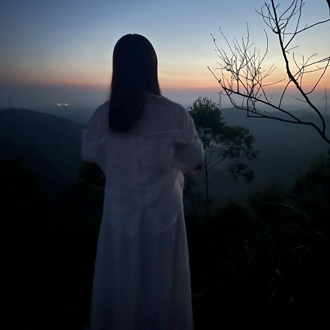 @  余生！ 安好！🕊