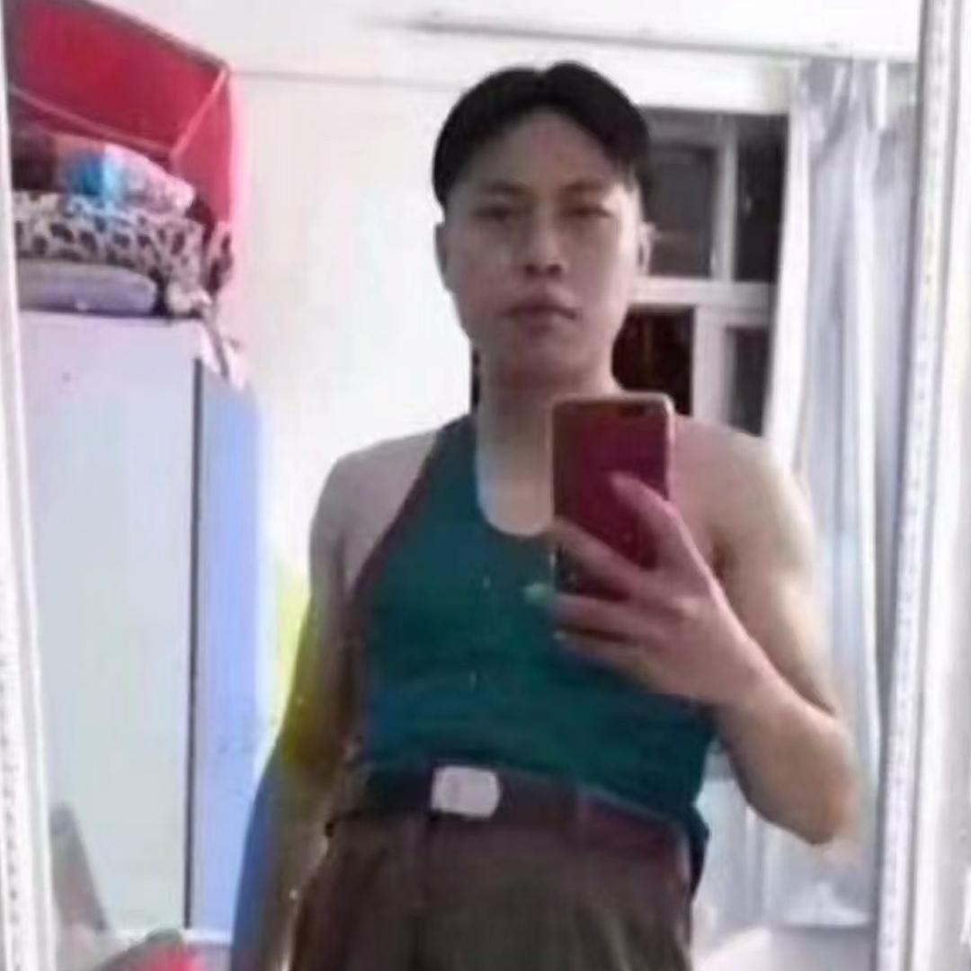 犀嗨~(尊师九菜头）