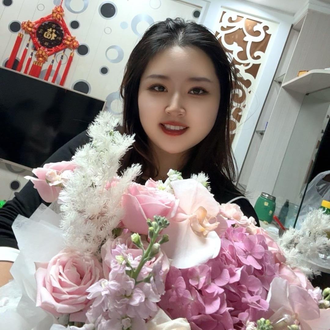 开BJ30的王小姐🧸
