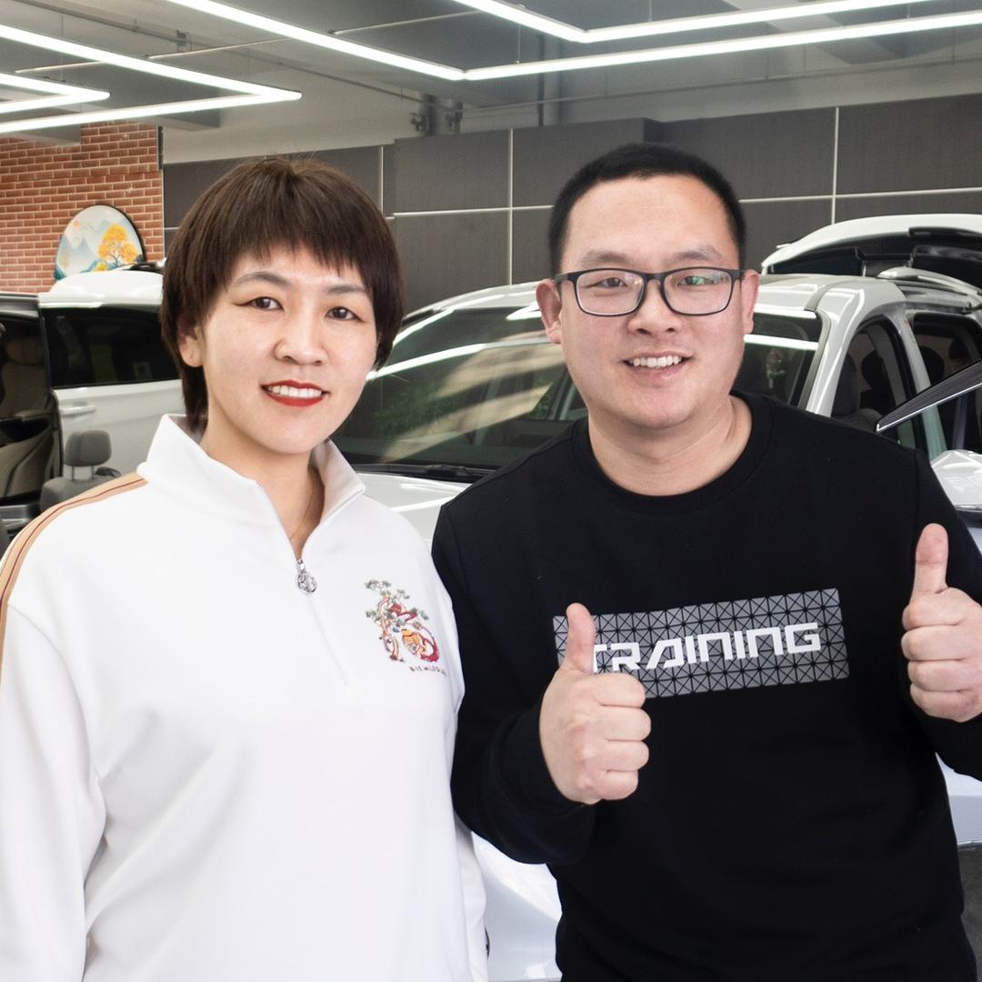 范姐商务车