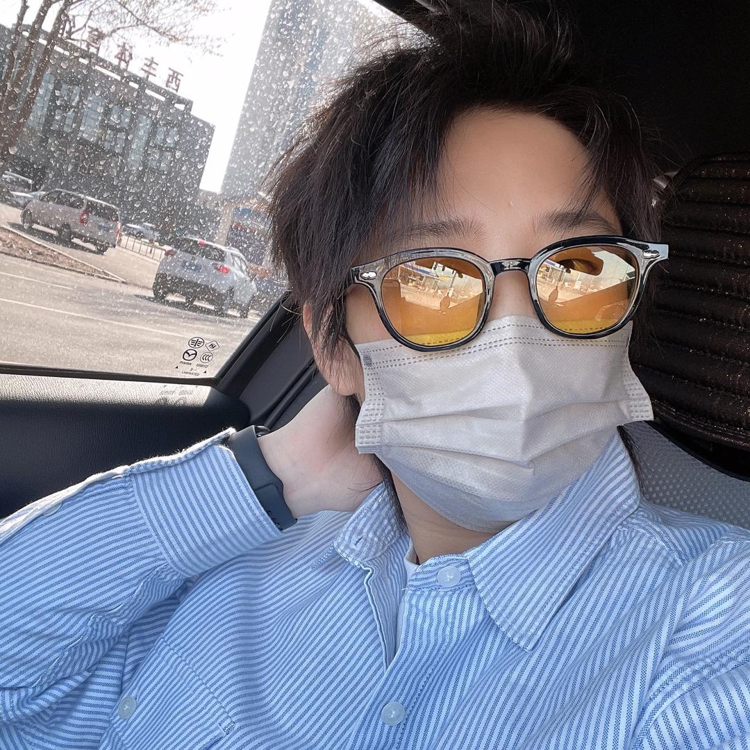 山顶黑狗兄🔆