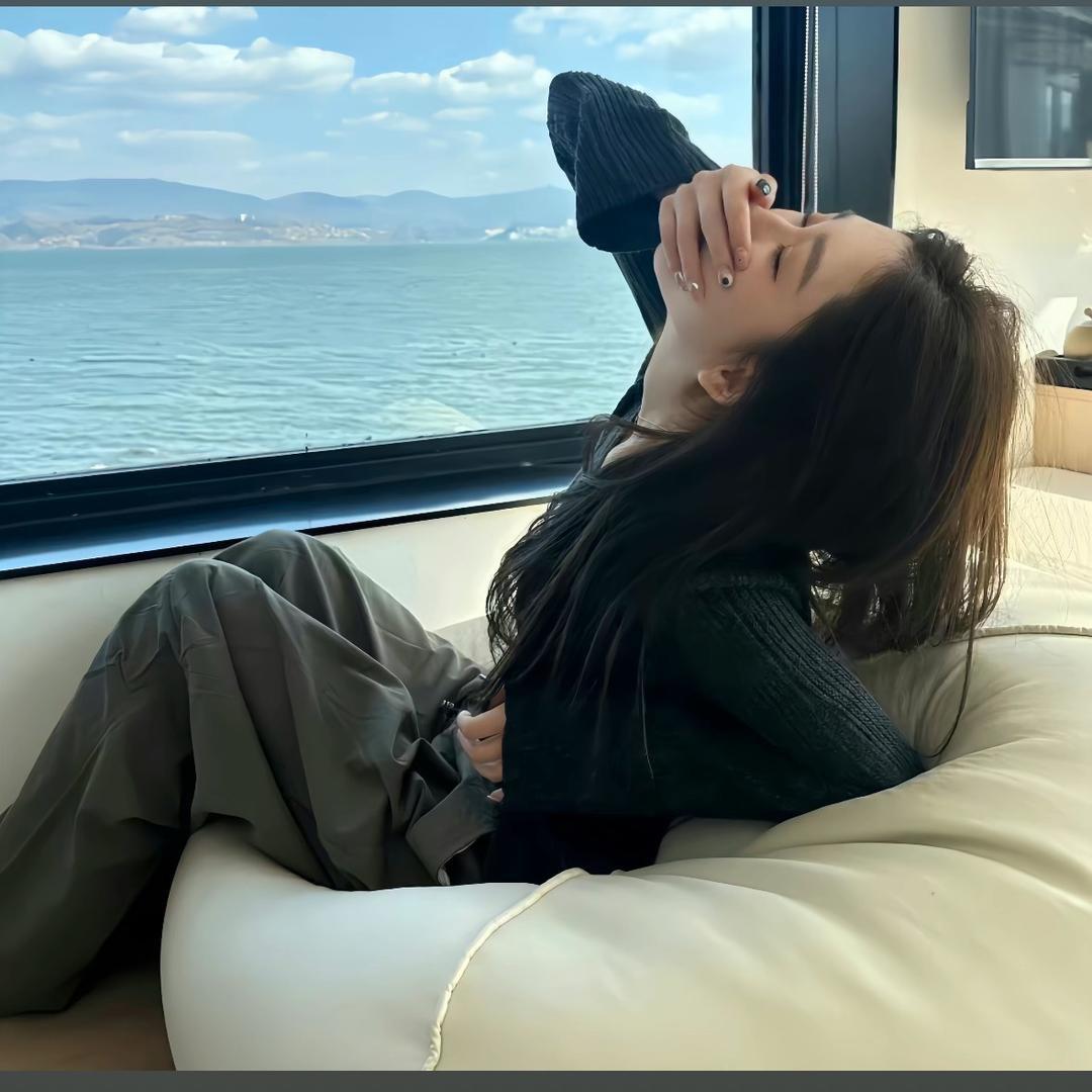 Y@ㅤㅤㅤㅤㅤㅤ: ￴  ￴￴￴  ￴￴