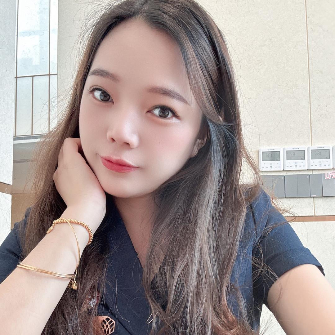 永盛•城东花园销售：梁丽