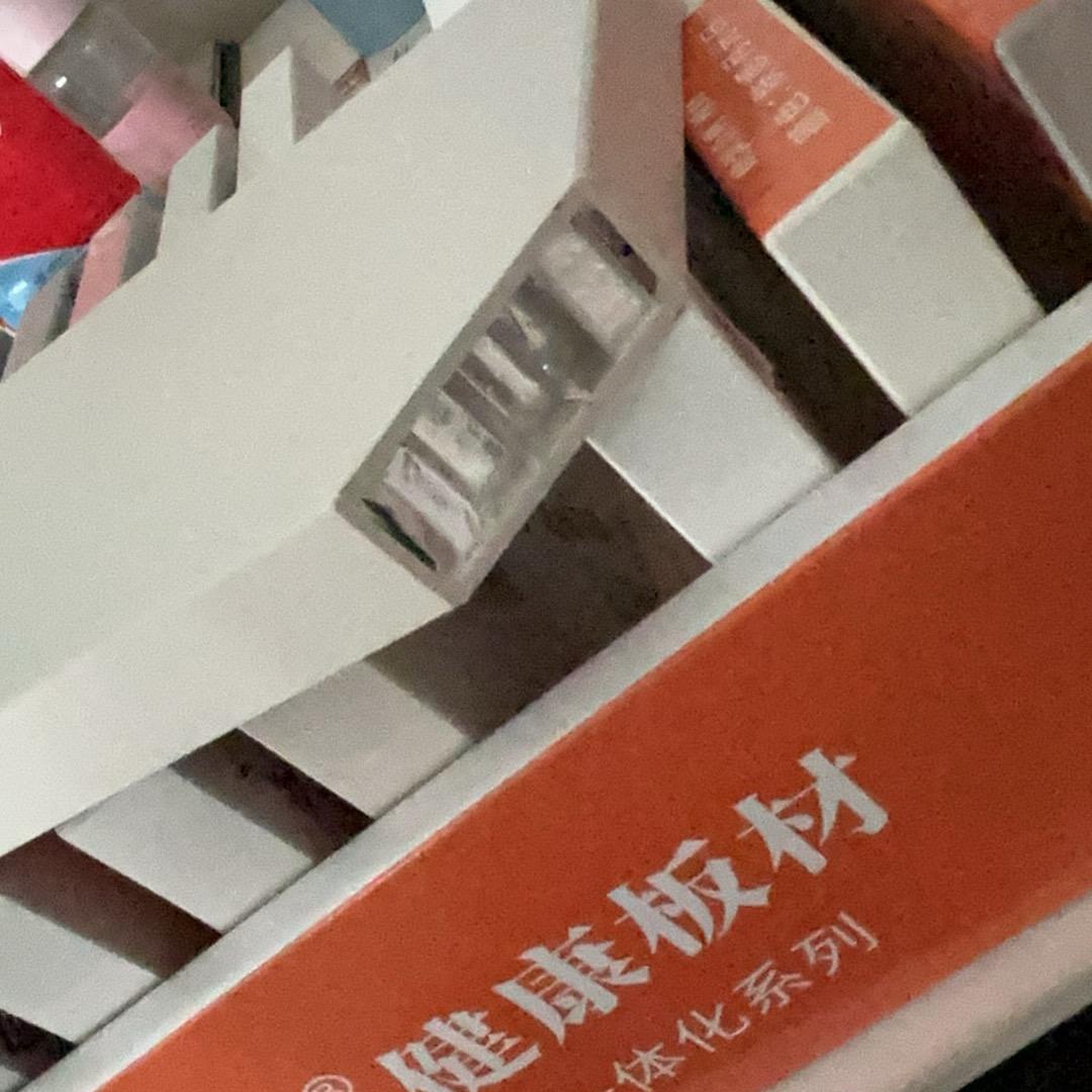 武汉鑫玲珑全铝定制橱柜衣柜门