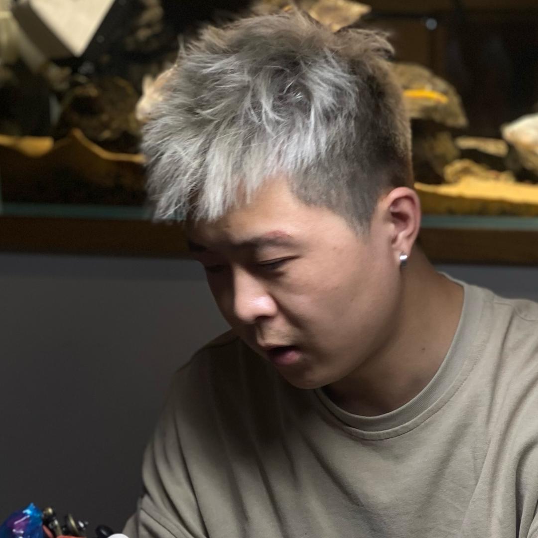 岚刺青_郑岚