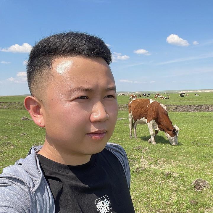 小吴在草原