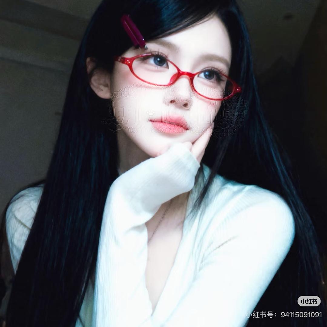 女的