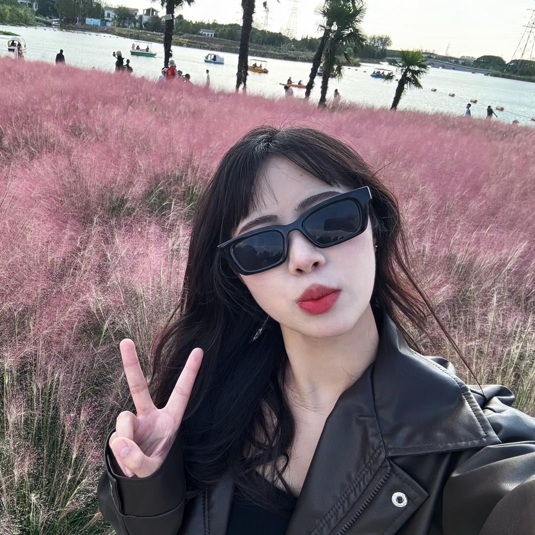山奈.