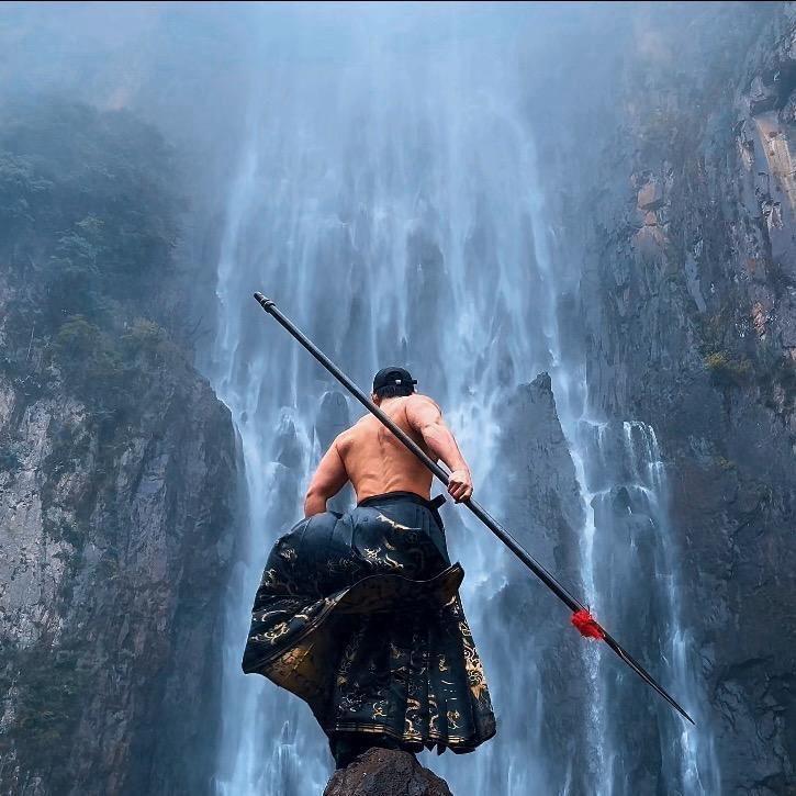 勤奋的小李哥@抖音