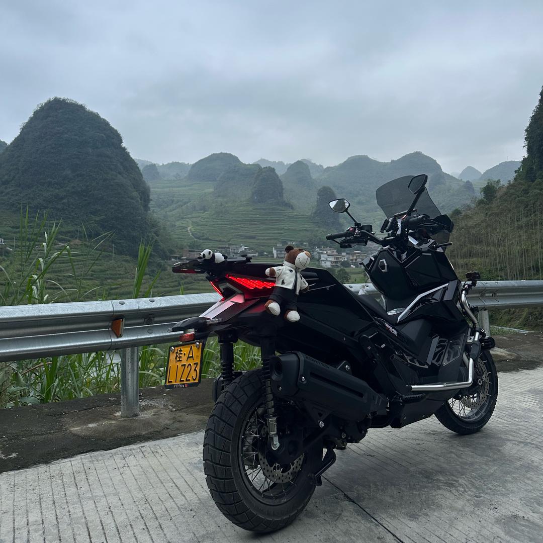 韦孟（都安驾校教练）