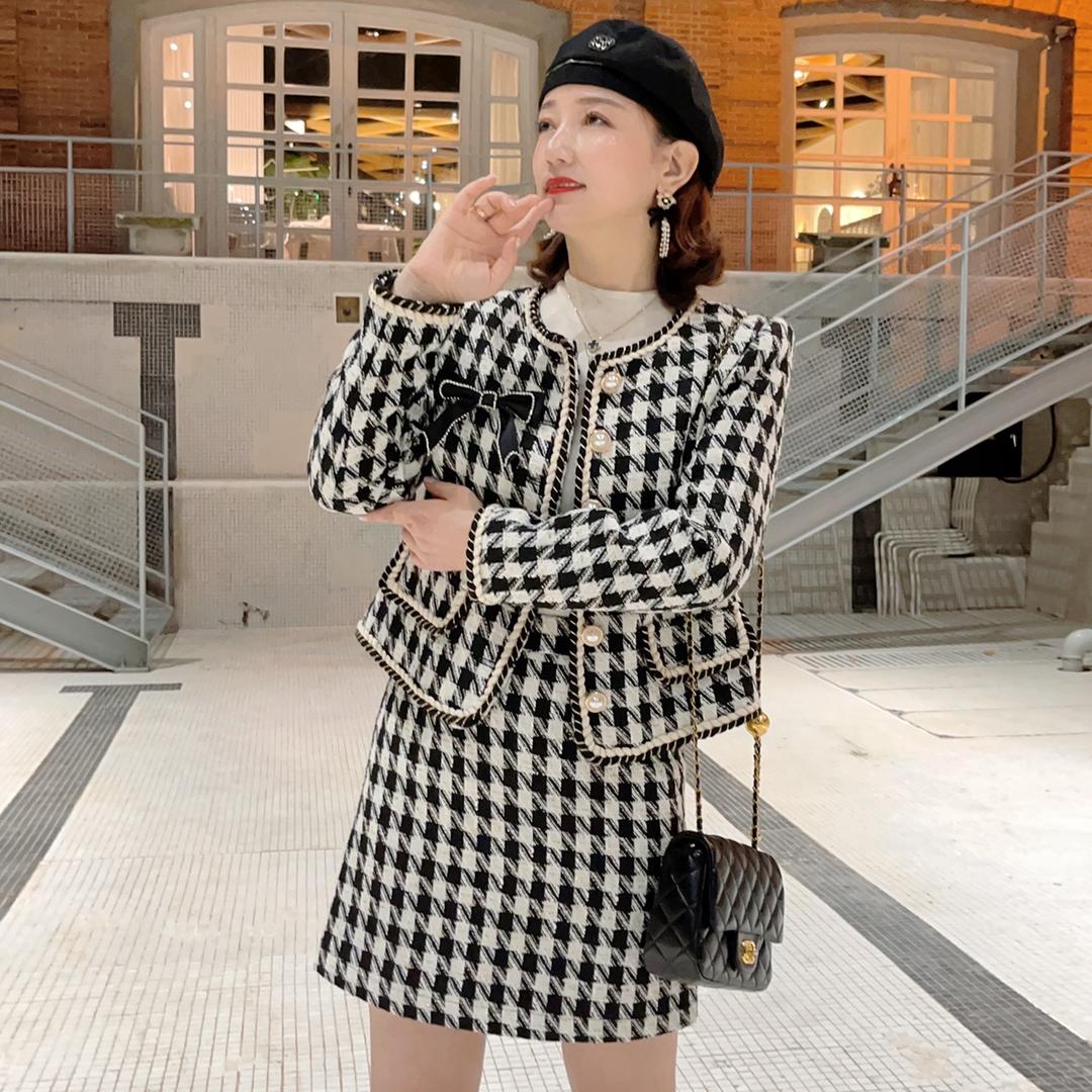 上海荟草品牌女装