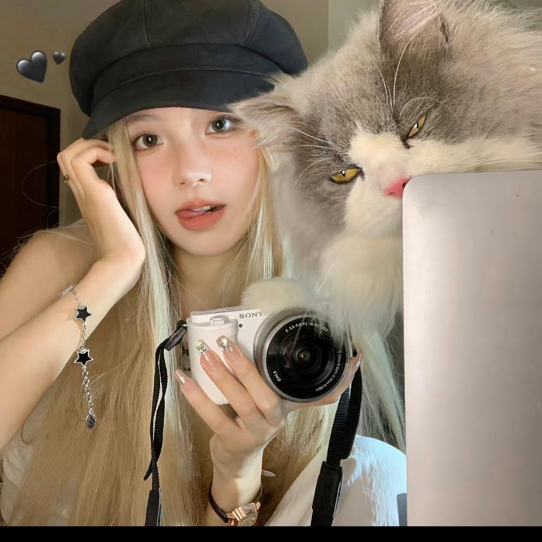 女二