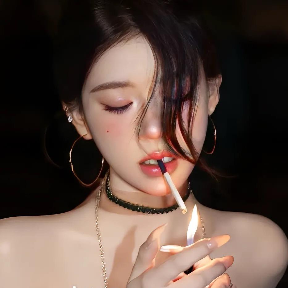 Lෆiuᥫᩣ🥀劉嘉兒
