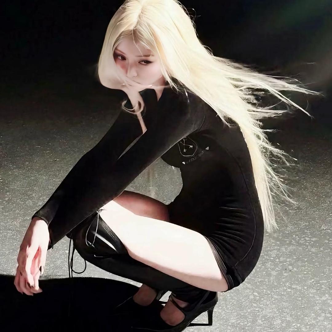 小u伤.