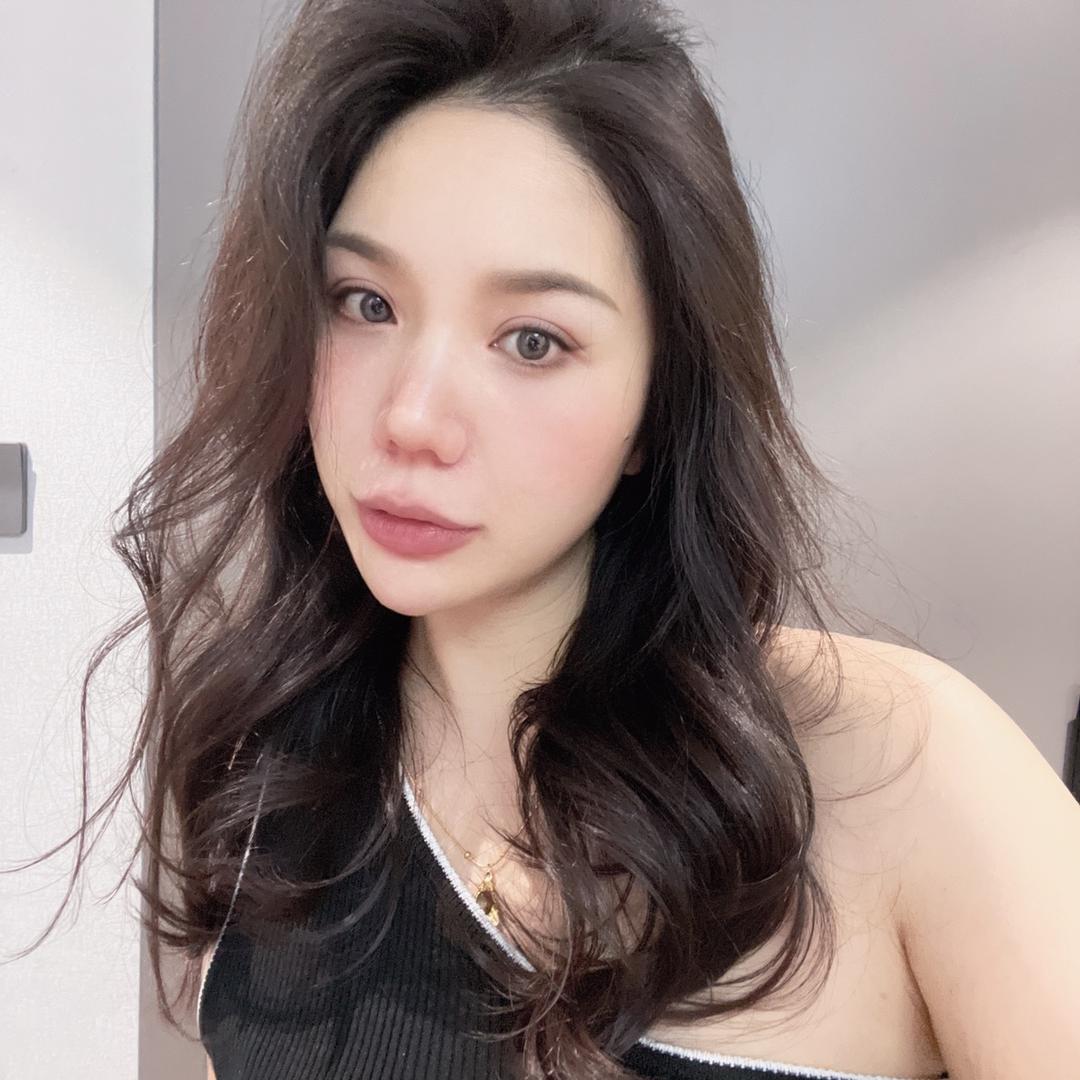 小李还不困