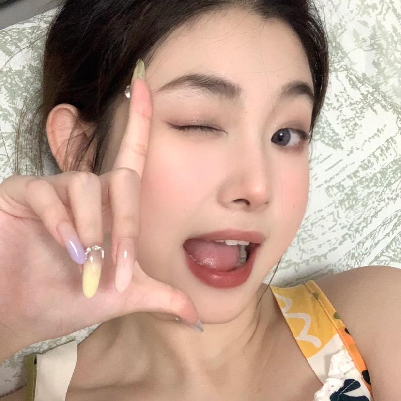 🌈卜晨晨鸭～