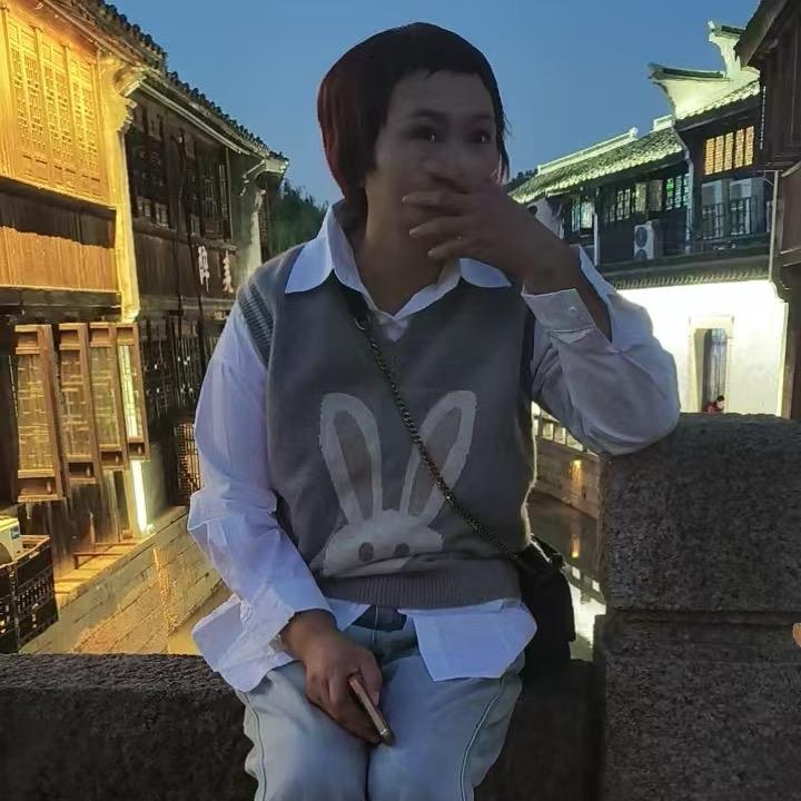 糖果果🤹‍♂️