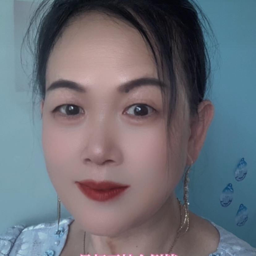 爱笑的开心果拒私聊