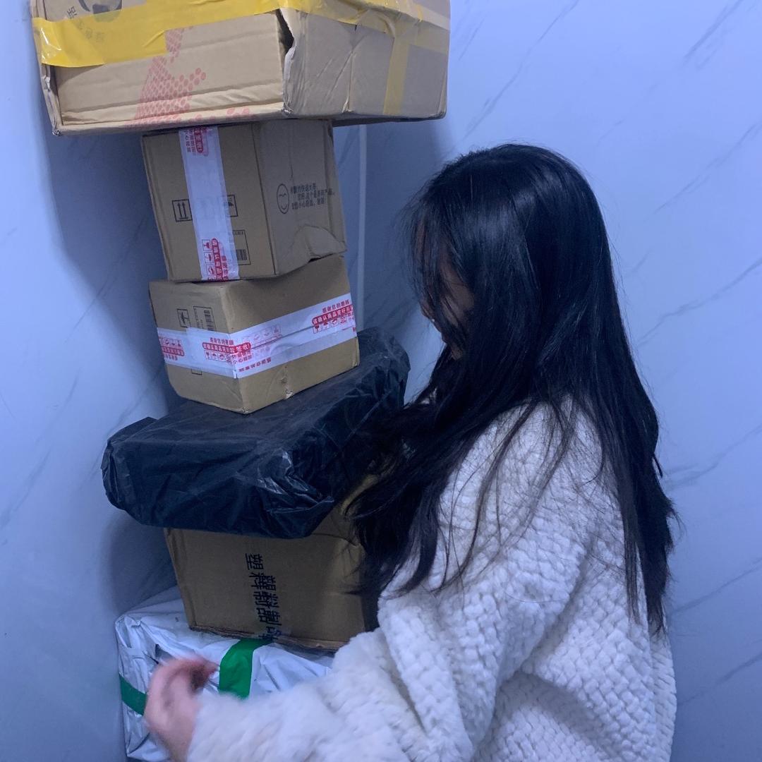 小新很爱装