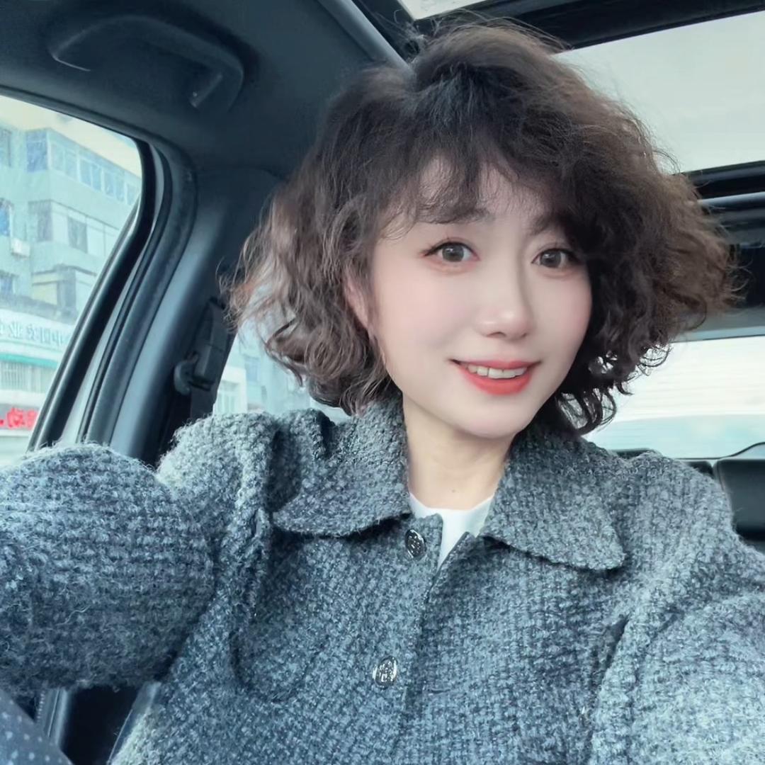 抚顺市新抚区莱芙艾迪儿·婉甸专柜