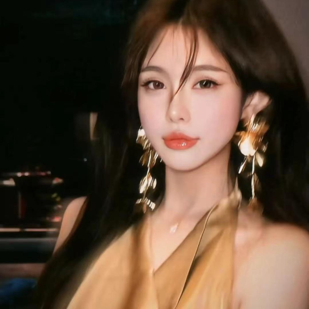 四季青洋洋女装批发（橱窗营业中）