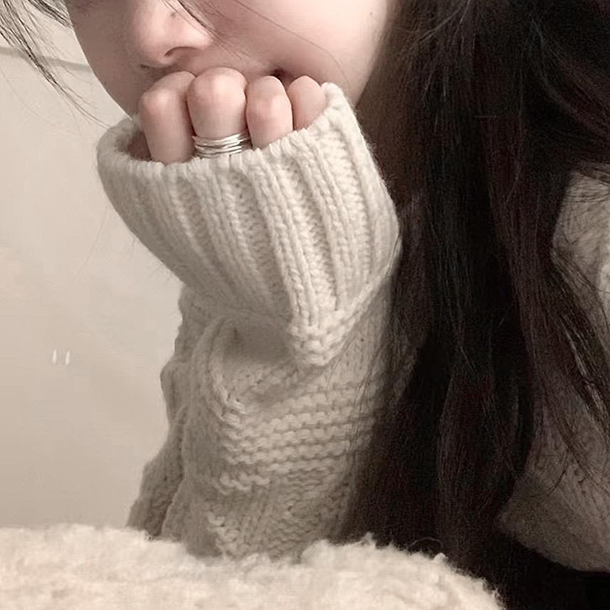 ㅤ︆︇ ㅤㅤ