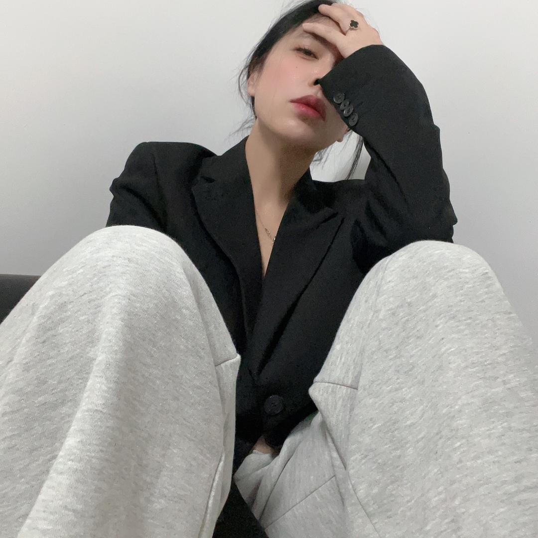 Qi Qi穿搭