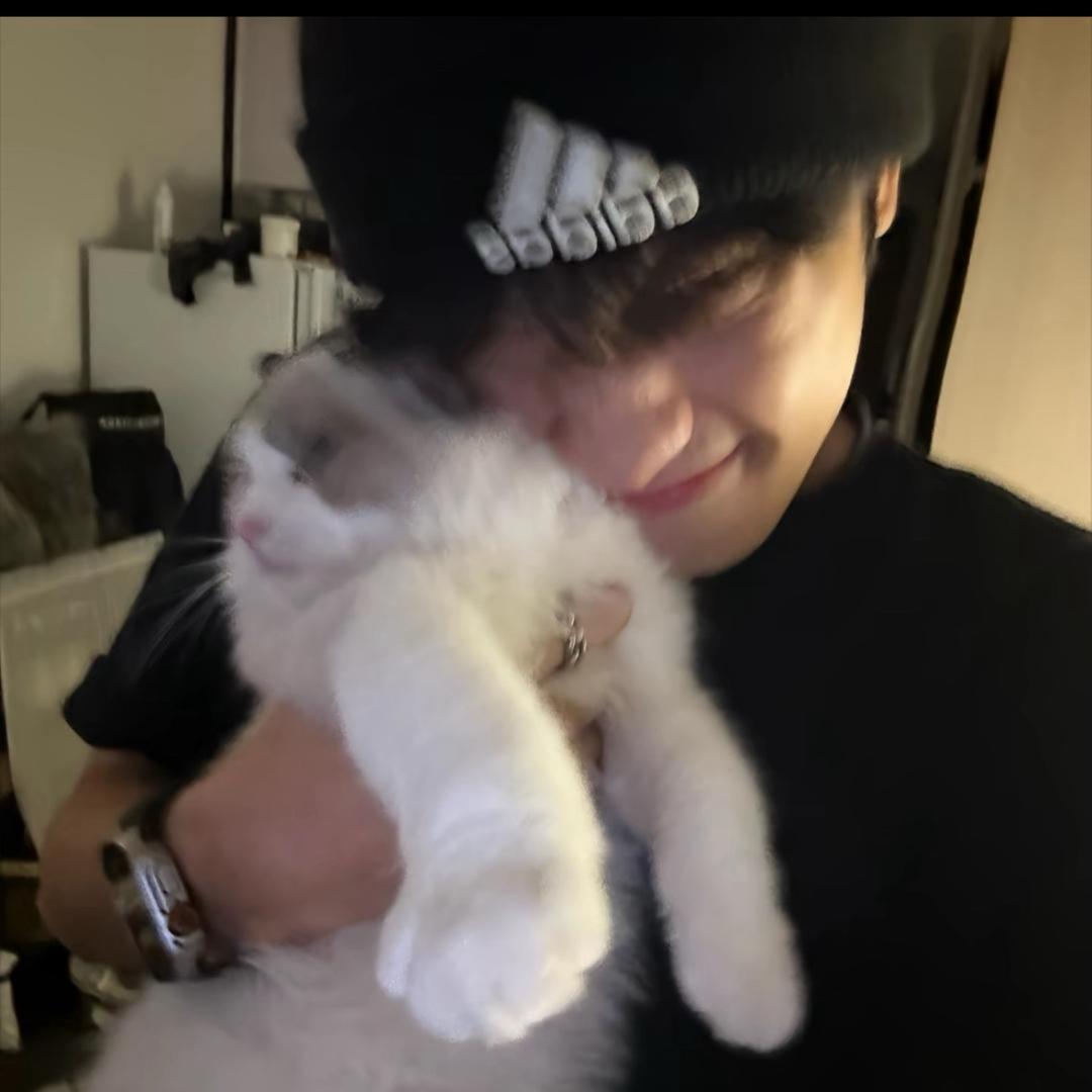 左耳.