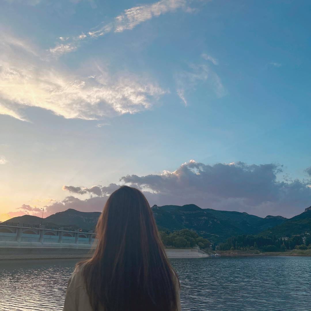 大山里的小燕