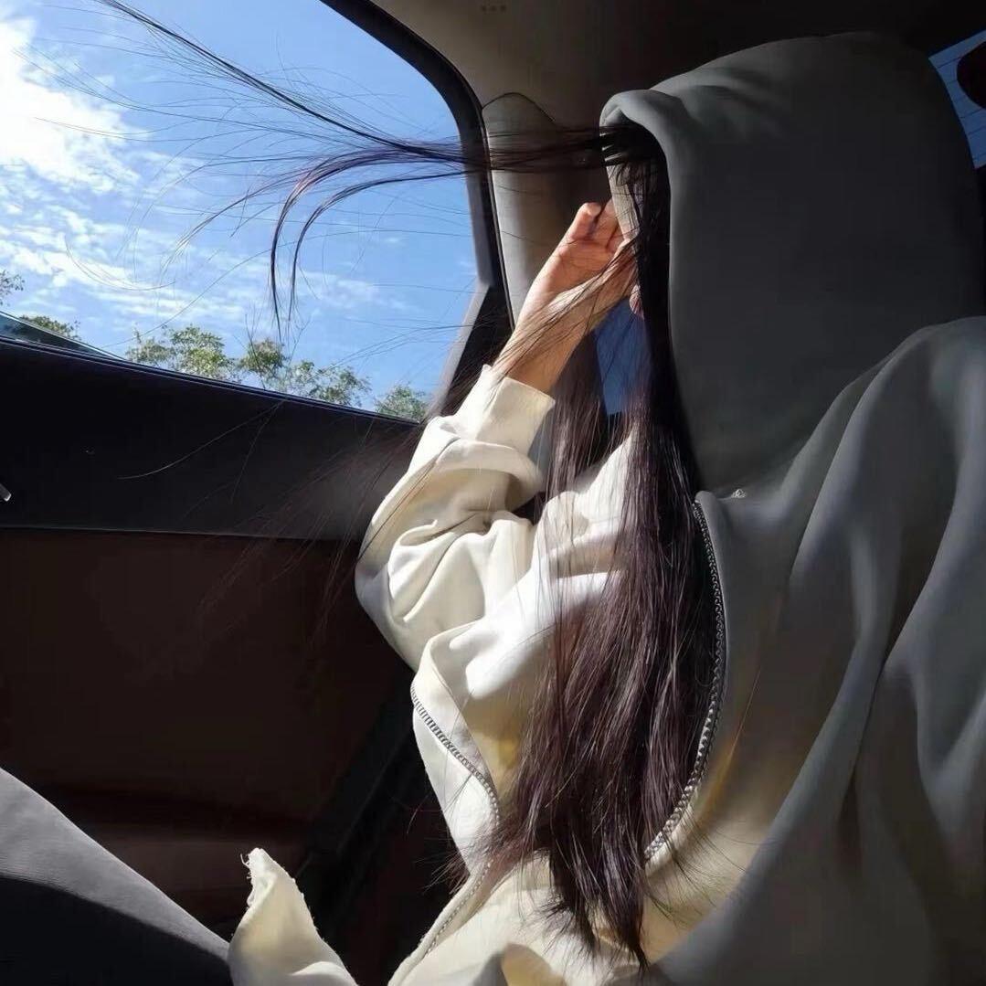 脸1点都不圆