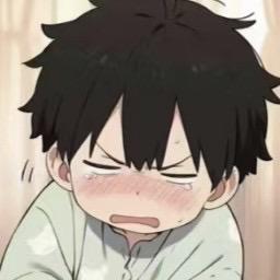 昤