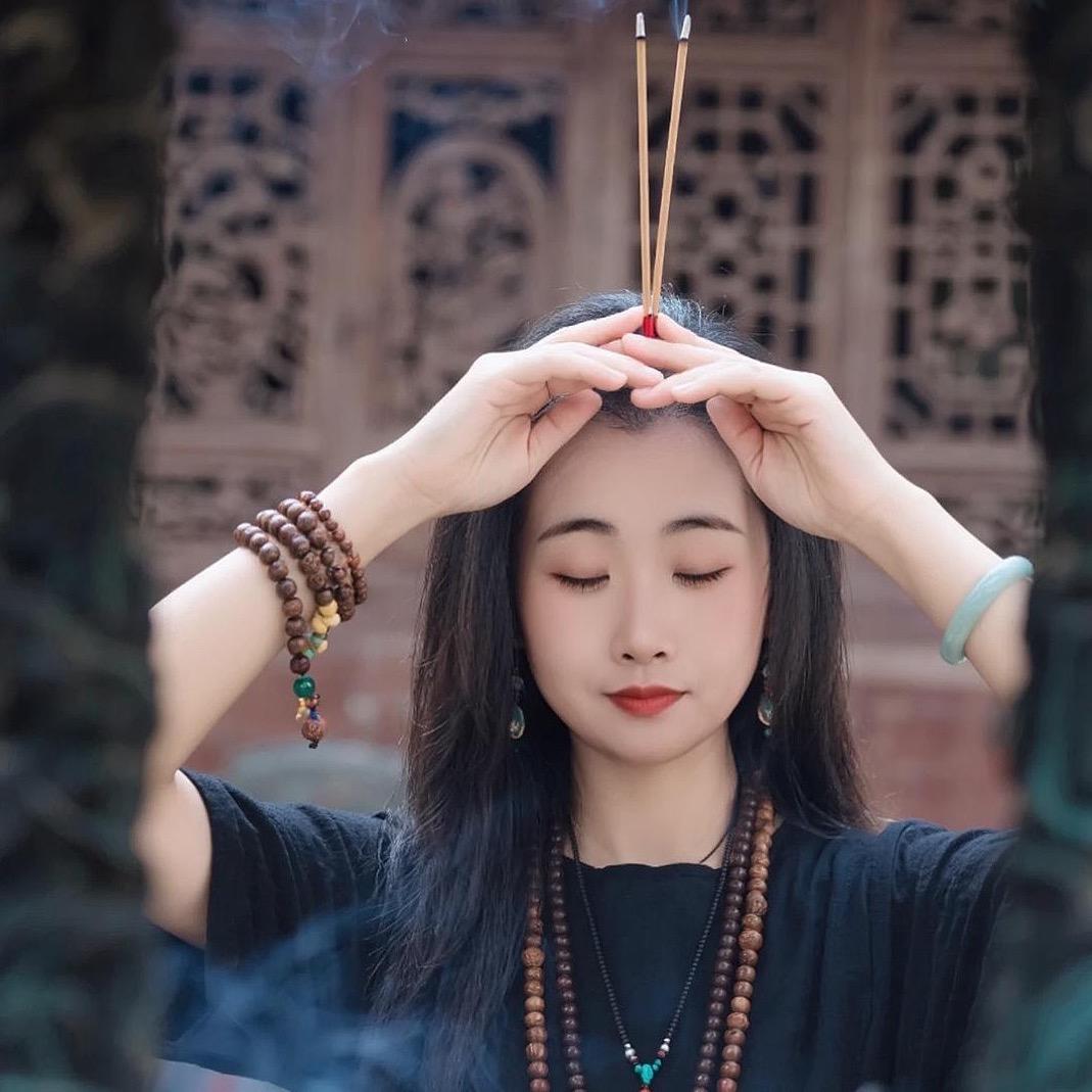 孟总的小姐姐