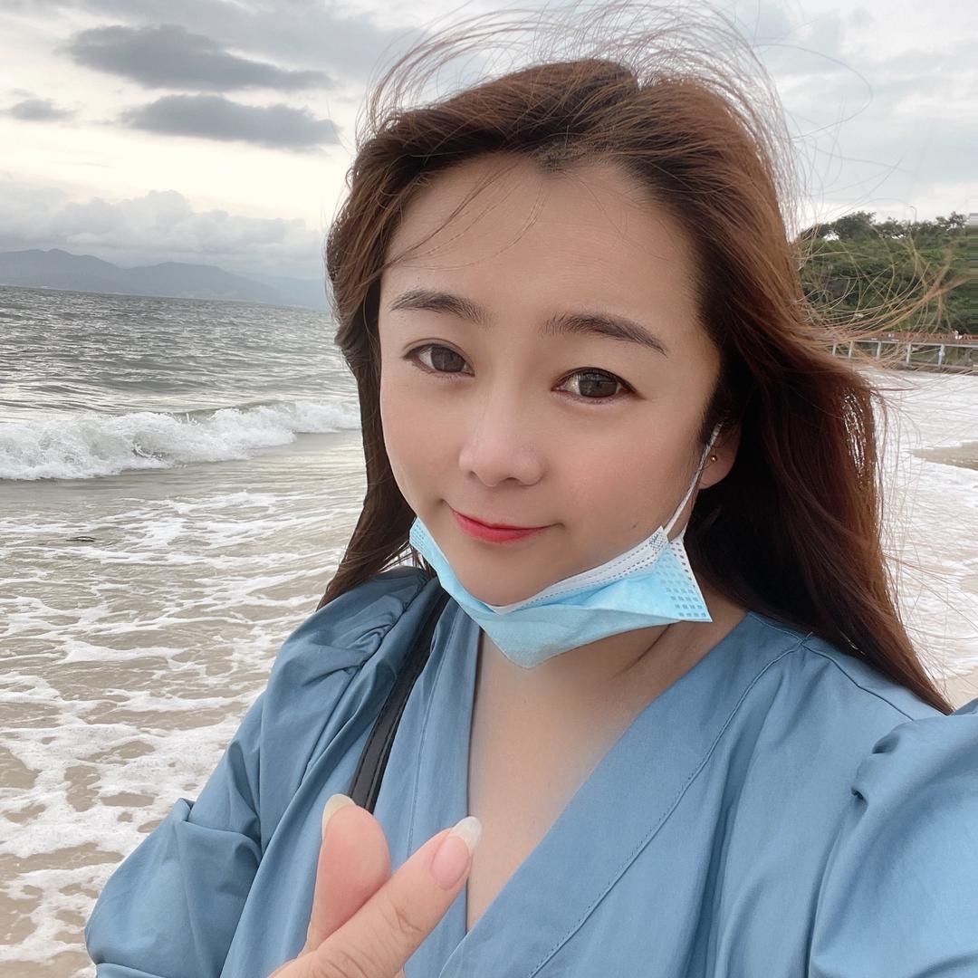 妞👍