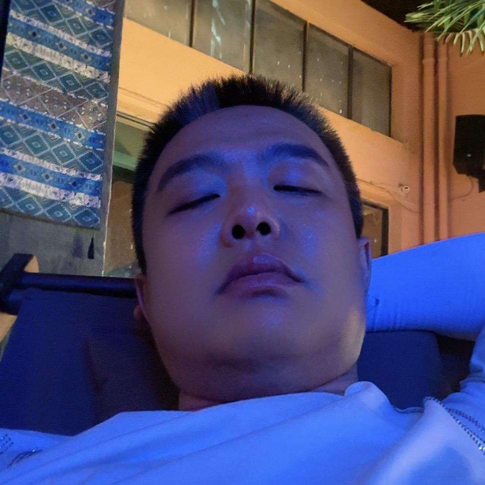 热心村民郑先生。