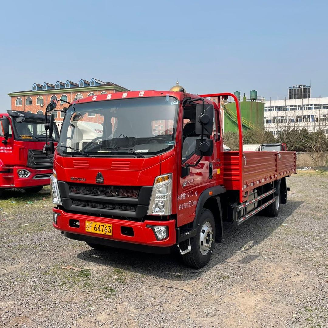 南通精品二手货车小朱