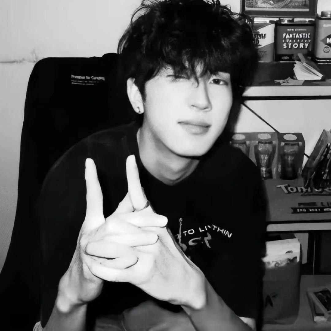 赵县雨中一杆枪