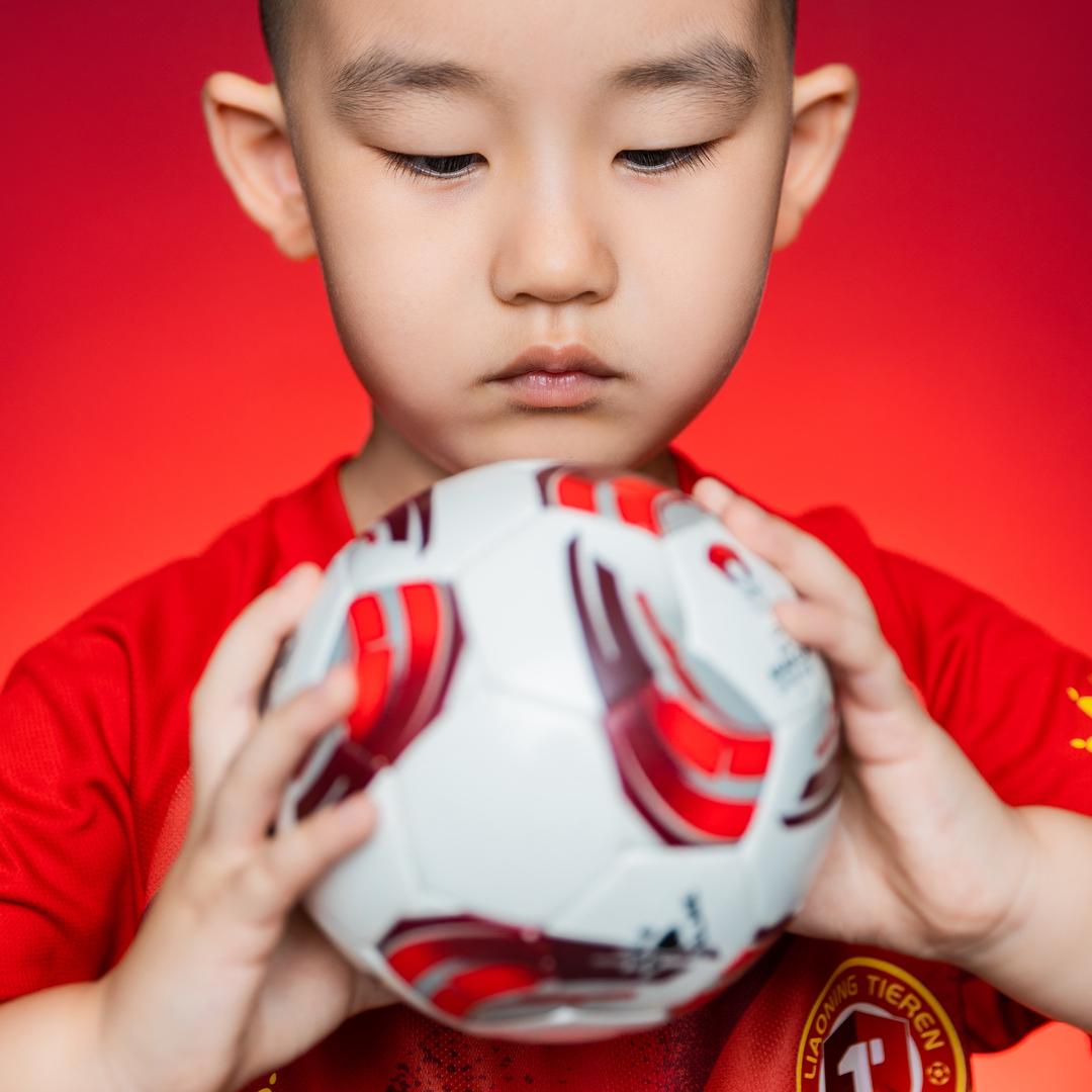 孙一一（小孩哥）