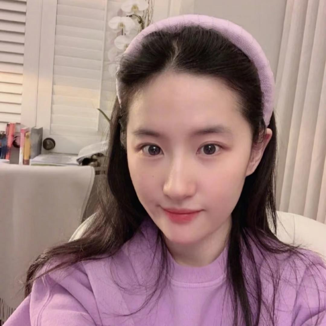 小怡💕