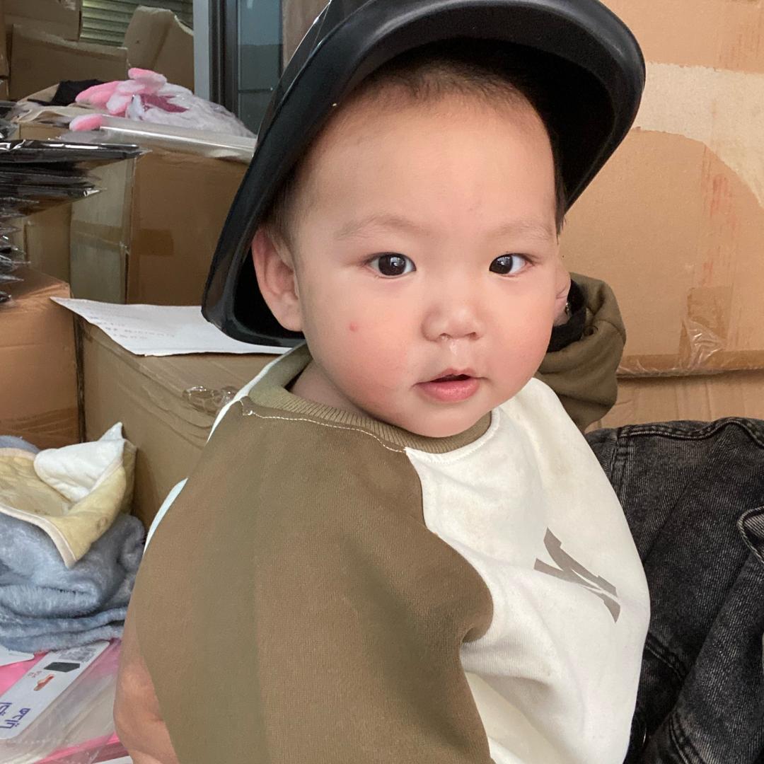 叶子🍓1355904607