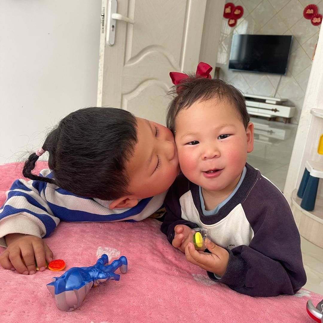 两个孩子的麻麻❤️头像