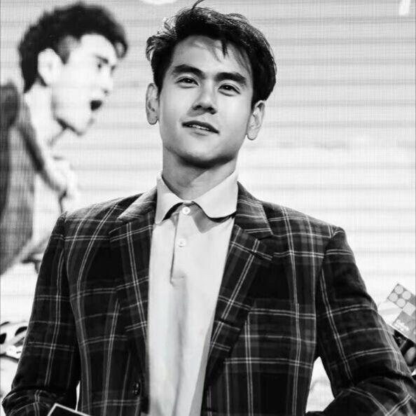 妤西  （第一后裔）